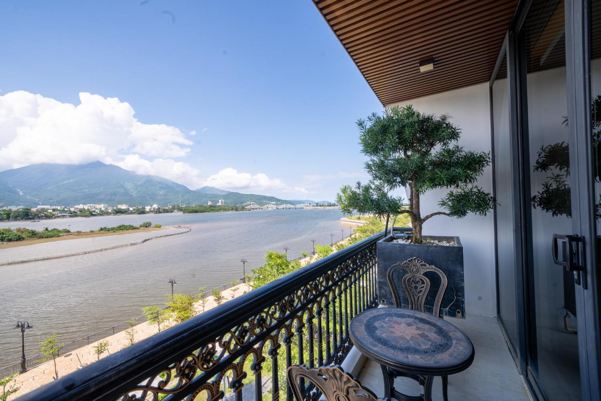 Cami Riverside Resort Da Nang Luaran gambar